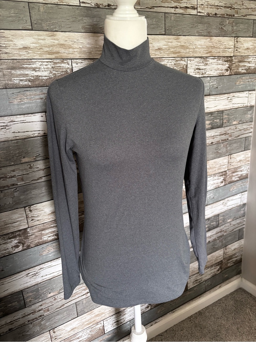 32 Degrees Heat Gray Mock Neck Base Layer Womens Size M